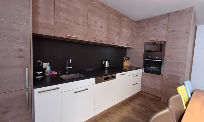 Zell am See Apartamento | Max Residence im Zentrum mit Terrasse, Garage