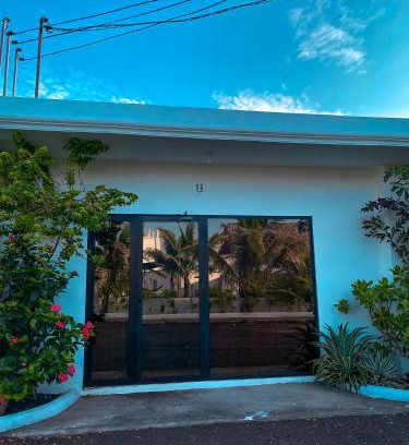Buena Vista Hostal | Maya Jade Surf Dorm