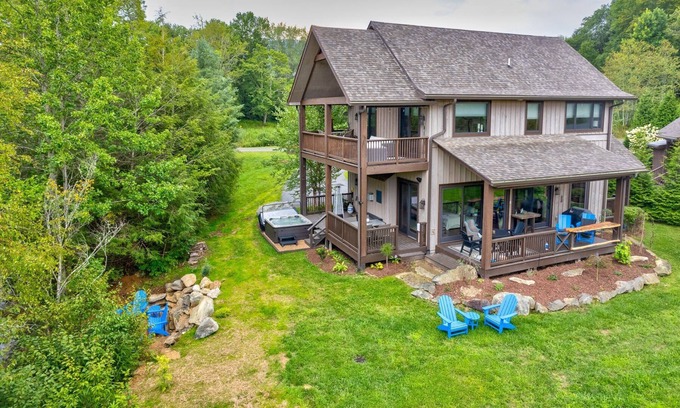 Banner Elk Casa | Maynard Rocks IV at Elk Creek - Hot tub, creekside setting, firepit