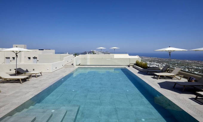 Pyrgos Hotel | Mayu Suites