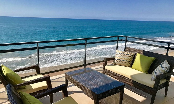 Cerritos Condominio | Mazatlán Oceanfront Pearl Tower # 705a