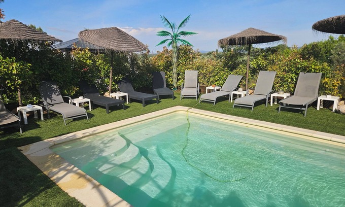 Le Luc Apartamento | laberintos 2a 6 pers spa piscina de karaoke + bb