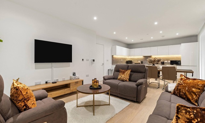 Royal Docks Apartamento | MB Executive Homes