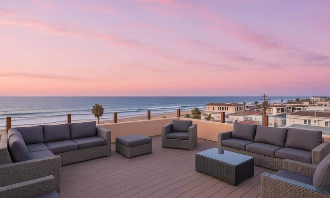Mission Beach Casa | MB Massive Oceanview 6BR/6BA Sleep 30+Rooftop Deck