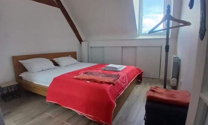 Herouville-Saint-Clair Apartamento | Mbine Senghore