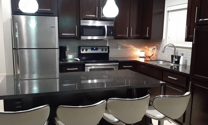 McAllen Apartamento | McAllen Tx Divine Apartment 2Bedroom-2Bath, Patio, close Airport, Shopping