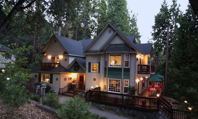 Twain Harte Cama Y Desayuno | McCaffrey House B&B Inn