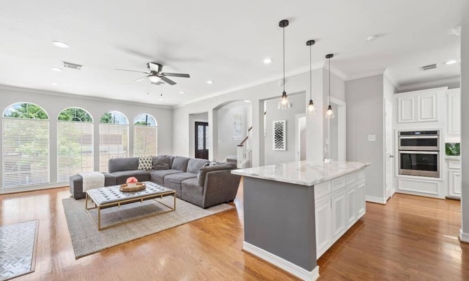 South Central Houston Casa | ★★★★★ MD Anderson, Museum District, Hermann Park