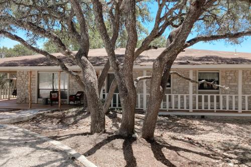 Wimberley Casa | Meadow Creek House and Cottage