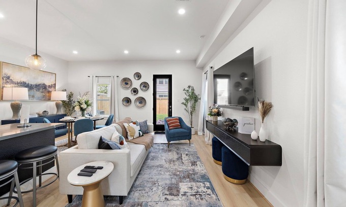 OST - South Union Casa | Med Center Getaway Nr Downtown | WiFi Games Desk