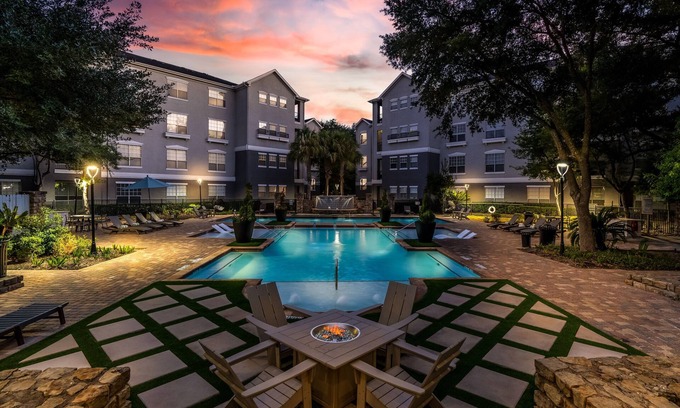 Riverside Terrace Apartamento | ★MED CENTER SUITE★SKYLINE VIEW★POOL★AMAZING WIFI★