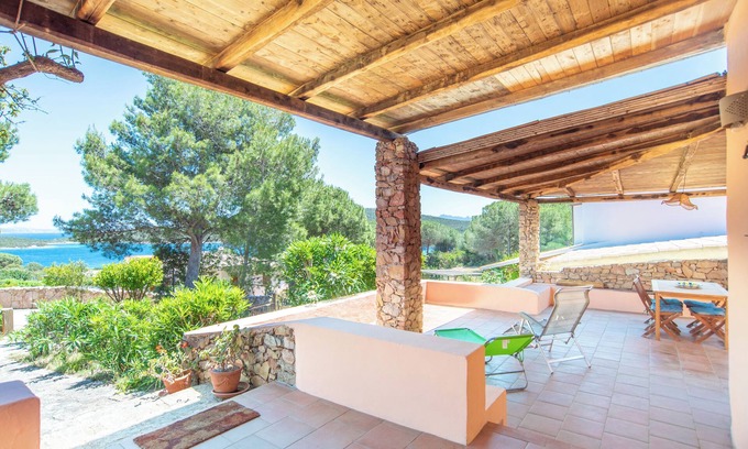 Conca Verde Casa | Villa mediterránea con jardín, terraza y vista al mar; Estacionamiento disponible; Mascotas permitidas