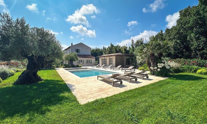 Cote d'Azur- French Riviera Apartamento | Villa mediterránea de 6 dormitorios y 12 baños al sur de Saint-Tropez