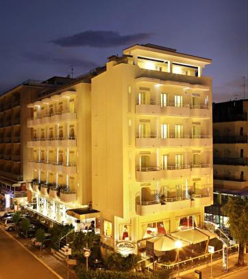 Cattolica Hotel | Mediterraneo Hotel & Suites