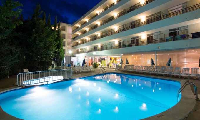 Tossa de Mar Apartamento | Medplaya Aparthotel Esmeraldas