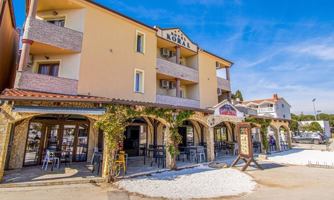 Medulin Hotel | Medulin, Hotel Koral*** - Triple Family Room (2+1)