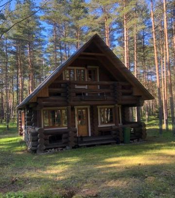 Hiiu Casa | Meelste puhkemajad Tahkunas- Sõnn ja Lõvi