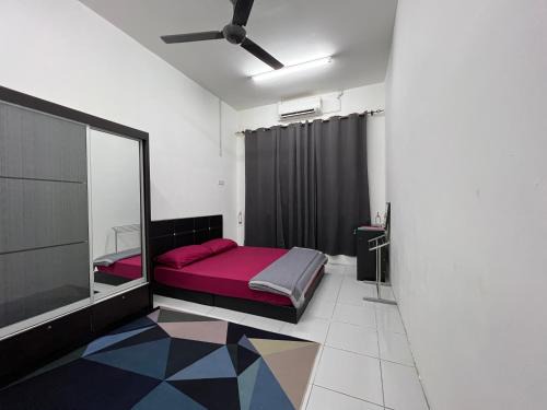 Muadzam Shah Casa | Meen Homestay