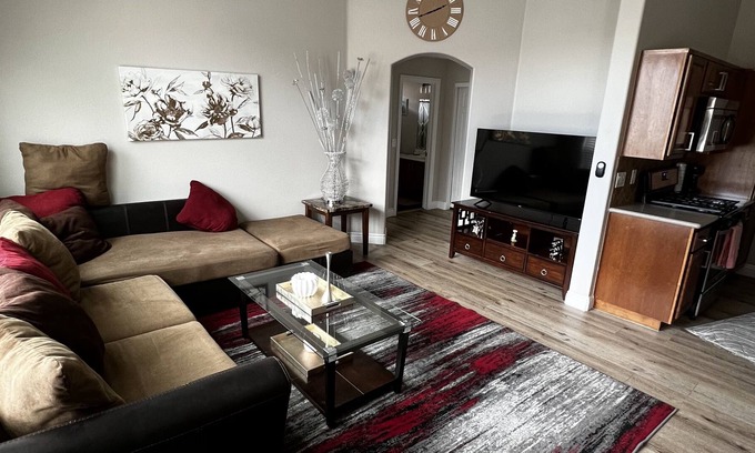 Enterprise Casa | Meet Tom, the stylish townhouse!