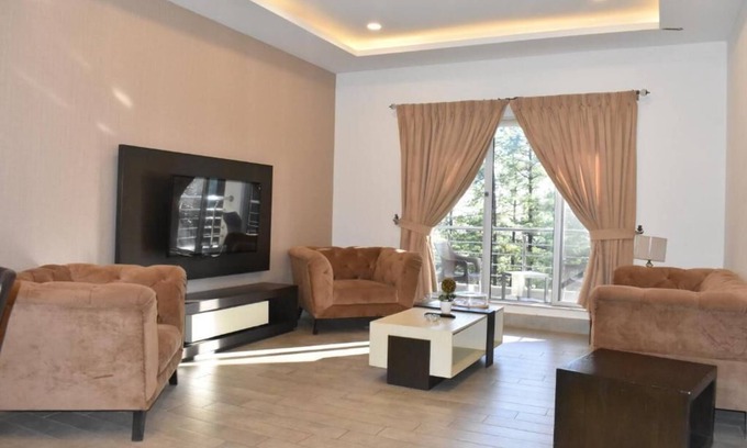 Murree Cabina | Mehran Lodges