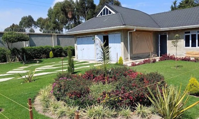 Naivasha Hotel | Meirah Gardens Kinangop