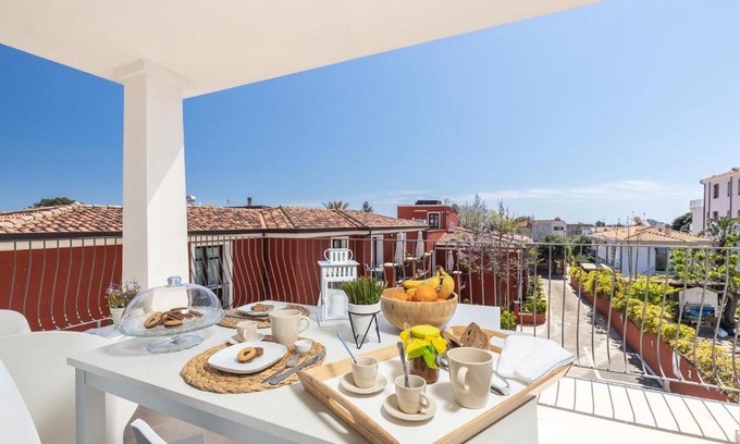 Santa Maria Navarrese Casa | Melania Holidays Home - Pietra di Luna