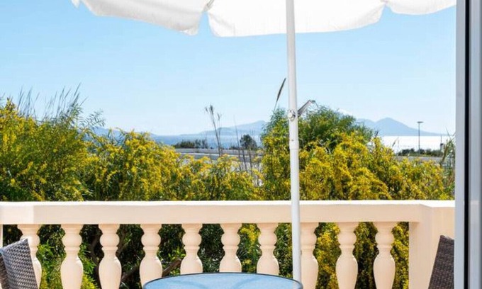 Kefalos Apartamento | Melathron II-Sea View apartment (Adults only +16)