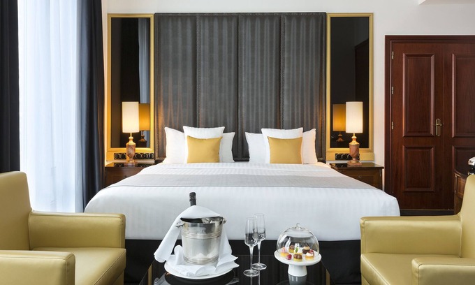 Porte-Dauphine Hotel | Melia Paris Champs-Elysées