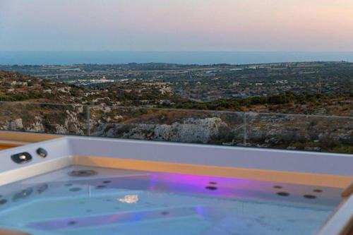 Ispica Apartamento | Melifra, Jacuzzi e Vista Panoramica