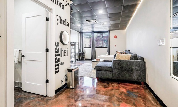 North Oakland Apartamento | Melwood Suites Unit 107 Studio