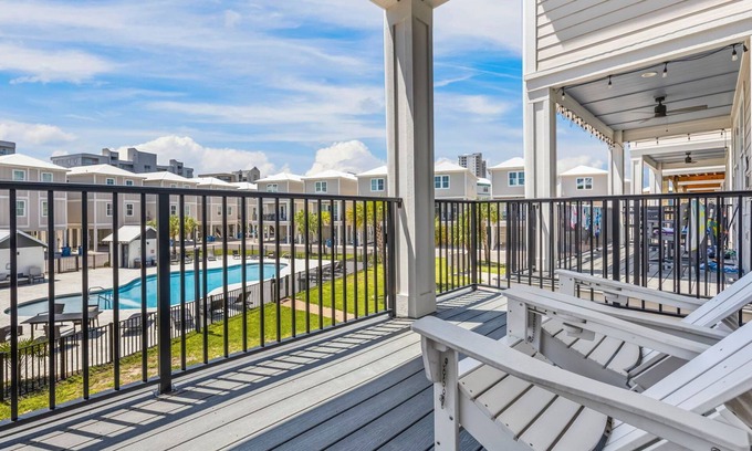 Gulf Shores Casa | Memory Maker: 3BR | 4BA w/pool and deeded private beach access!