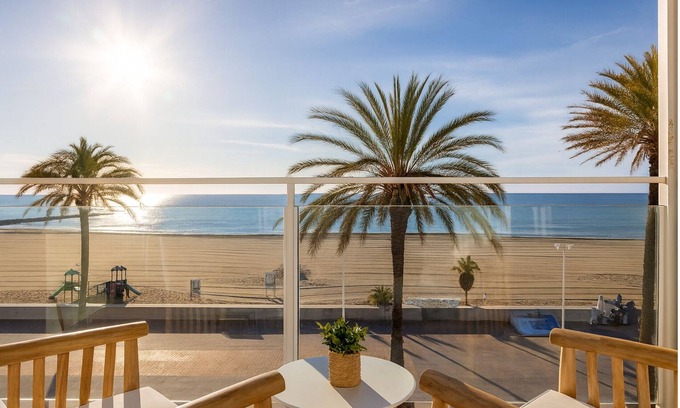 Playa Pobla de Farnals Hotel | Meraki Beach Hotel - Adults Only