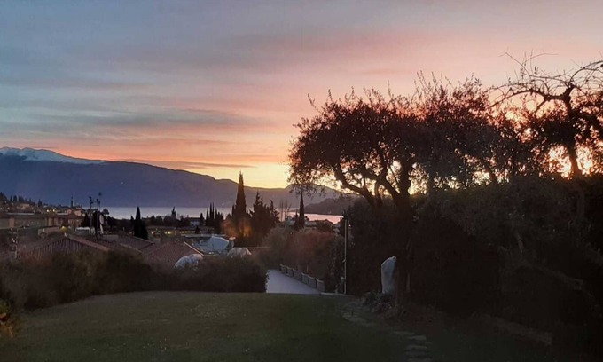 Salo Apartamento | Meraviglioso appartamento indipendente con splendida vista sul lago