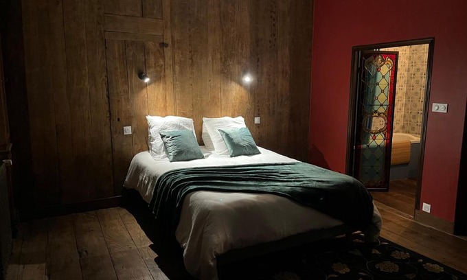 Montaubert - Rille - Saint-Sulpice Cama Y Desayuno | Mercier de Montigny - Les Chambres du Beffroi - SPA et Massage