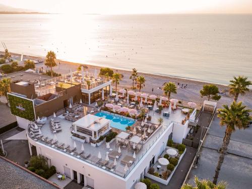 Villeneuve Loubet Beach Hotel | Mercure Villeneuve Loubet Plage