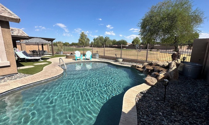 Villages At Queen Creek Casa | Mermaid Cove AZ - 4BD/2BTH House