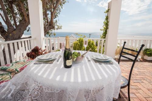 Simon's Town Casa | Mermaid Rock Cottage