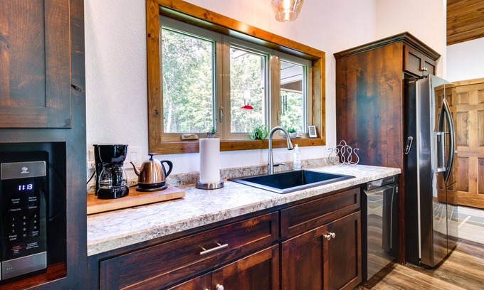 Crow Wing County Cabaña | Merrifield Vacation Rental w/ Dock & River Access