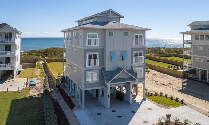 Hatteras Casa | MerSea OF 10 BR + Pets Stay Free!
