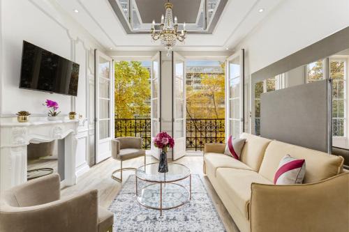 Saint-Merri Apartamento | Merveil Luxury Suite - Martin VII - Museum view