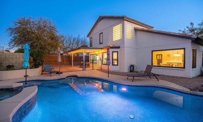 East Mesa Casa | Mesa Free Heated Pool Remodeled Luxury Billiards Closed to 202 Red Mountain