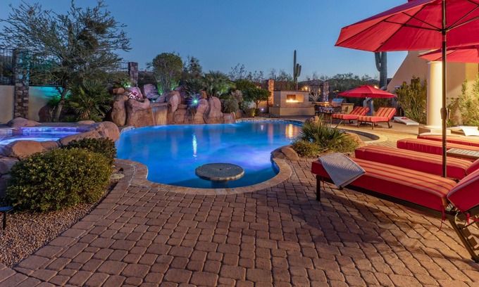 Las Sendas Casa | Mesa LUX + Views: King Beds, TVs & Private BAs All BRs; Pvt POOL/Spa, Putting Green, Roof Deck