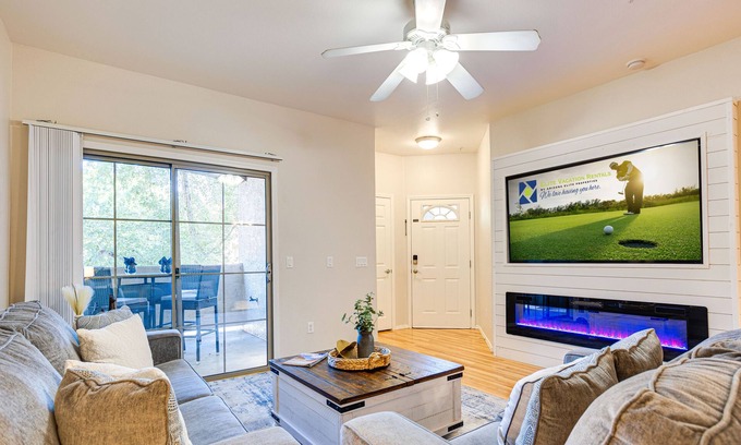 Parkwood Ranch Condominio | Mesa Para Ti! Heated Pools, Garage And More!