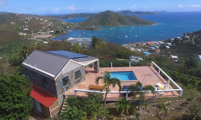 Lower Carolina Casa | Increíble vista con piscina casa de piedra de 2 dormitorios en Coral Bay