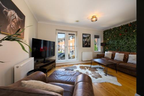 Willington Casa | Messiter Hideout
