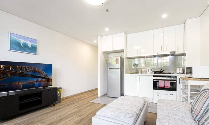 Burwood Apartamento | MetaWise Burwood Westfield 2 Bed Free Parking WIFI