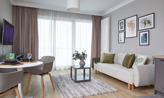 Ursynow Apartamento | Metro Imielin 9th Floor Apartment