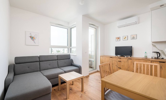 Ursynow Apartamento | Metro Natolin 10th Floor Apartment