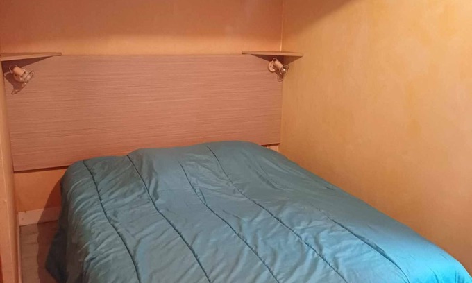 Saint-Laurent-les-Bains Apartamento | Meublé de Tourisme 2 Dans un Joli Village Limitrophe Lozère et Ardèche