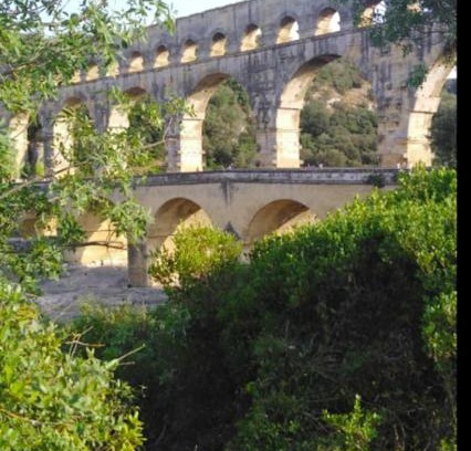 Remoulins Apartamento | Meublé pont du Gard 4 personnes